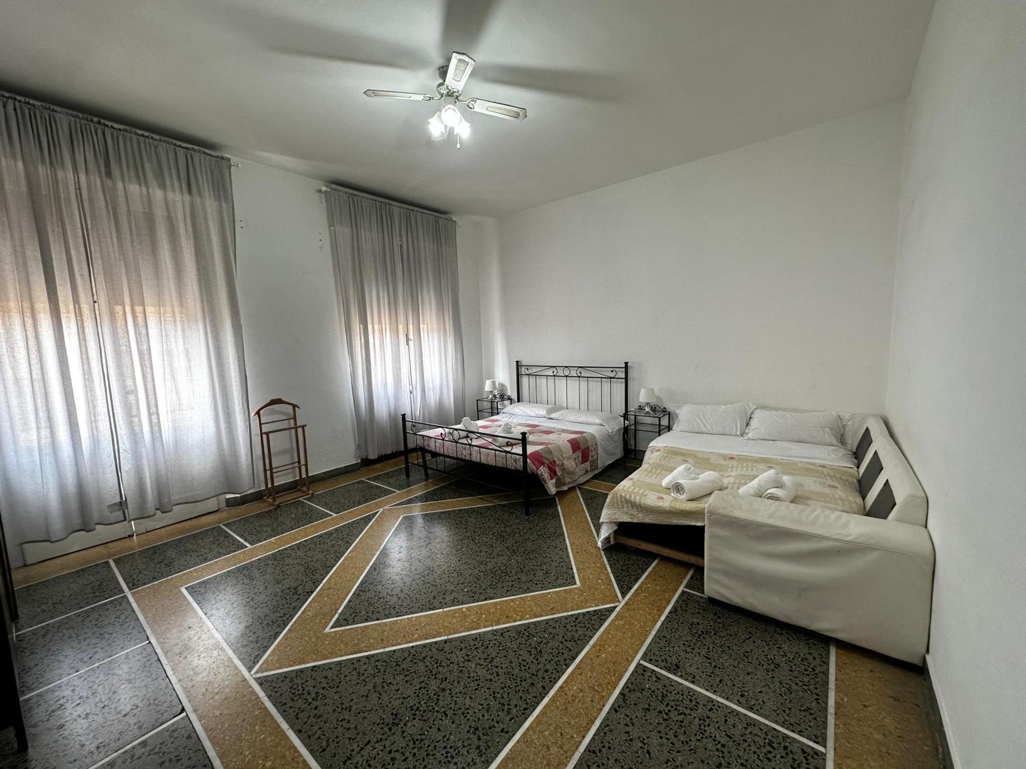 Bed & Breakfast Holiday Gare 2 Pisa